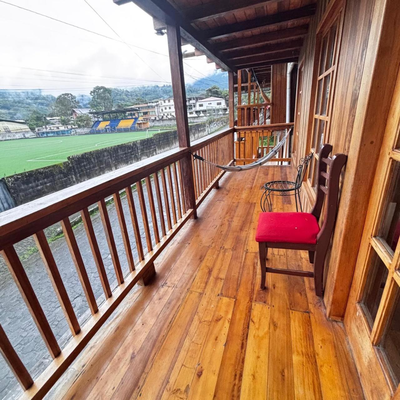 Hostal Vista Verde Mindo Exterior photo