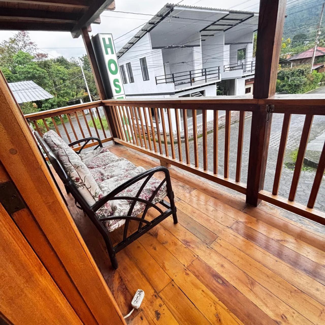 Hostal Vista Verde Mindo Exterior photo